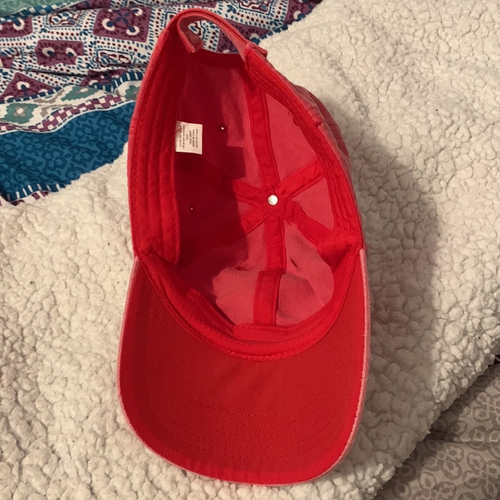 Plain Red Women’s Hat - Picture 3 of 4